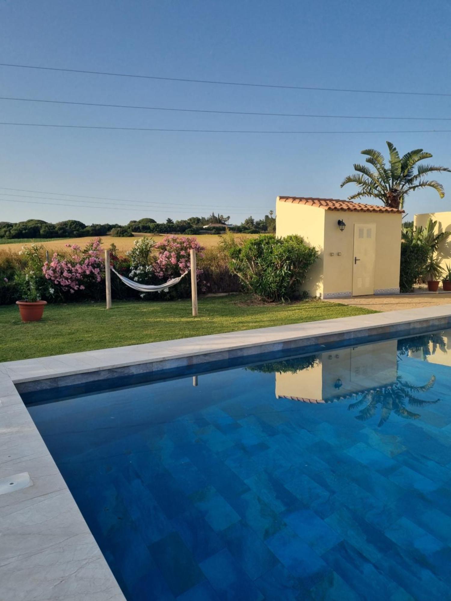 Traumhaus Fuer 6 Personen Mit Spektakulaerem Privaten Pool Und Schoenem Ausblick In Die Natur Hozanejos Exterior photo