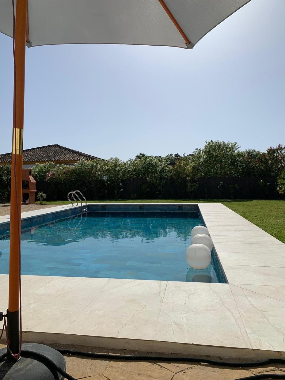Traumhaus Fuer 6 Personen Mit Spektakulaerem Privaten Pool Und Schoenem Ausblick In Die Natur Hozanejos Exterior photo